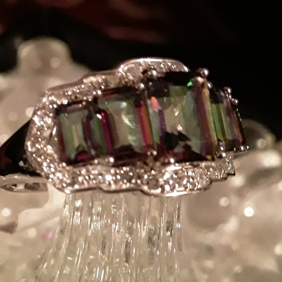 SOLD Rainbow quartz - Picture 1 of 3